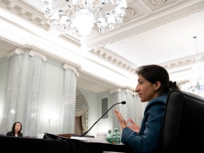 حذف پست‌های دوران لینا خان درباره ریسک‌های AI و کد باز